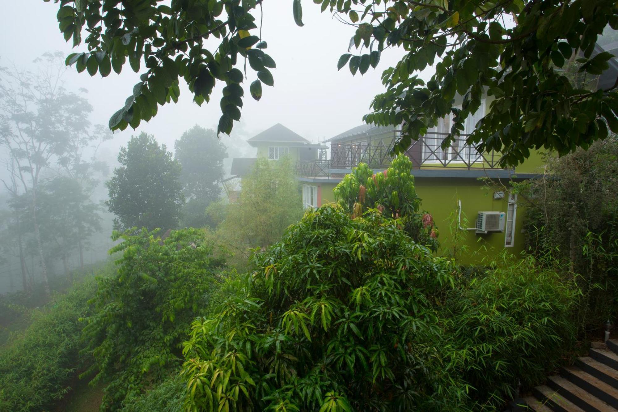 Amrezy Resort And Spa By Stride, Wayanad Vythiri Exterior photo